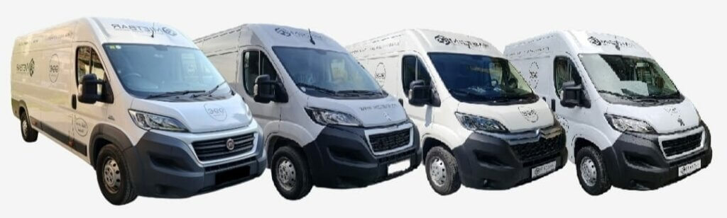Transporter, Umzug und Kastenwagen mieten – Bei Mietbar Autovermietung in Dornbirn bieten wir Ihnen die ideale Lösung für Ihren Umzug oder Transportbedarf. Mieten Sie komfortable Transporter und Kastenwagen, die in ganz Vorarlberg abholbereit sind. Flexibel und zuverlässig für jede Art von Transport.